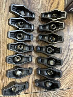 H1442 Comp Cams Roller Rockers 1.6 Ratio. Only 14 Pieces