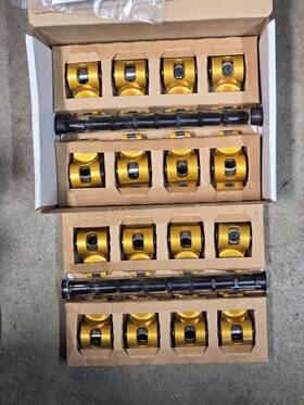 86757-16 Crane Cams Gold Race Extruded Rocker Arms 7/16 Inch Stud Mount Full Roller Sbf 302