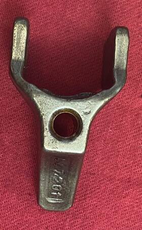 A47201 Detroit Diesel Dd15 Engine Injector Hold Down Clamp
