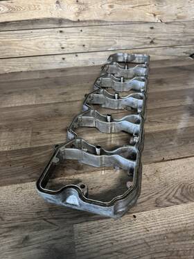 Ford 5101850aa 03-06 Ram 5.9 Diesel Lower Rocker Cover With Harness