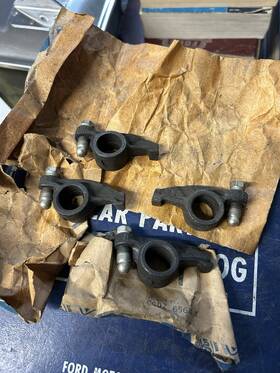 C0dz-6564-a Ford C0dz6564a Nos Mustang Engine Rocker Arms 1960-1965 170 New Usa