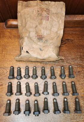Eaa-6549-b Ford Lot Of 24 Nos Rocker Arm Adjustment Screw With Jam Nuts