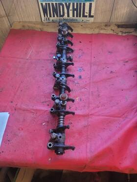 307.fd8657 Ford Truck 54-64 223 Rocker Arm With Bolts