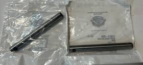 17611-83a Harley-davidson 2 Rkra Rocker Arm Shaft New