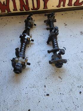 307.mz1994 Mazda 91-94 Ford Ranger B-4000 4.0 Rocker Arms