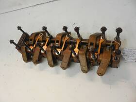 11205101018 Mercedes-benz 98-03 Ml320 Right Side Rocker Arm Camshaft Lifter