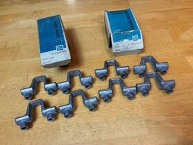 391208 Oldsmobile 1966-72 Set Of 8 V8 Rocker Arm Pivots