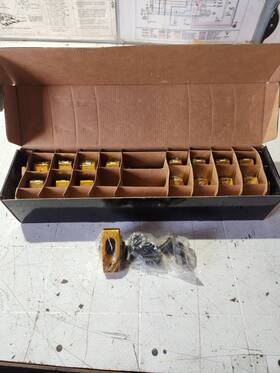 Pc2301bl Procomp Sb Chevy Premium Aluminum 7/16 Roller Rocker Arms 1.5