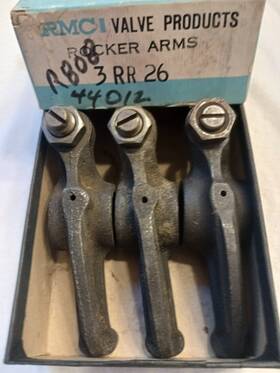 Rr26 Rmc Chevrolet 216 235 Rocker Arms 3 Pcs Left Hand Intake Positions 5 7