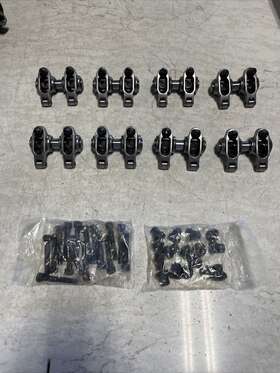 Pce261.1118 Speedmaster Chevy Gm Ls1 / Ls6 1.8 Ratio Adjustable Stainless Steel Roller Rocker Arm Set