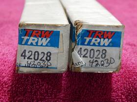 42028-trw Trw / Ihc 2-new Rocker Arm Shafts International 304 345 392 Ci V8s Scout Bus Truck