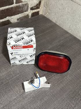 51-036-2 Xprt 241958 Red Light Assembly Or