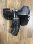 05-09 Land Rover LR3 4.4 Engine Air Intake Tube Duct Pipe Hose Genuine Oem. Fixed Price $120.00.