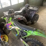 2000 Kx 125. Frame And Plastic With Graphic Spare. Fixed Price $1000.00.